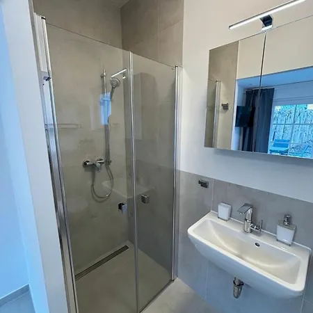 Ostseebad Goehren 4 Mit Suedterrasse Бабе